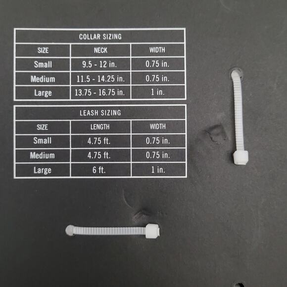 True Religion Pet Leash Set (6' Length) - Black/Gold Accents - Picture 4 of 9